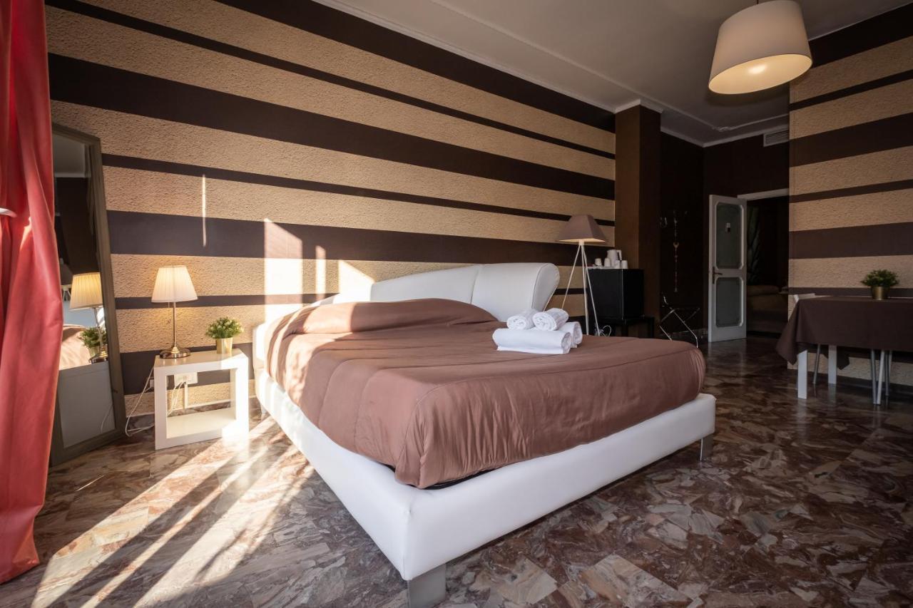 Cconforthotels R&B Semplici Emozioni Bari Exterior foto