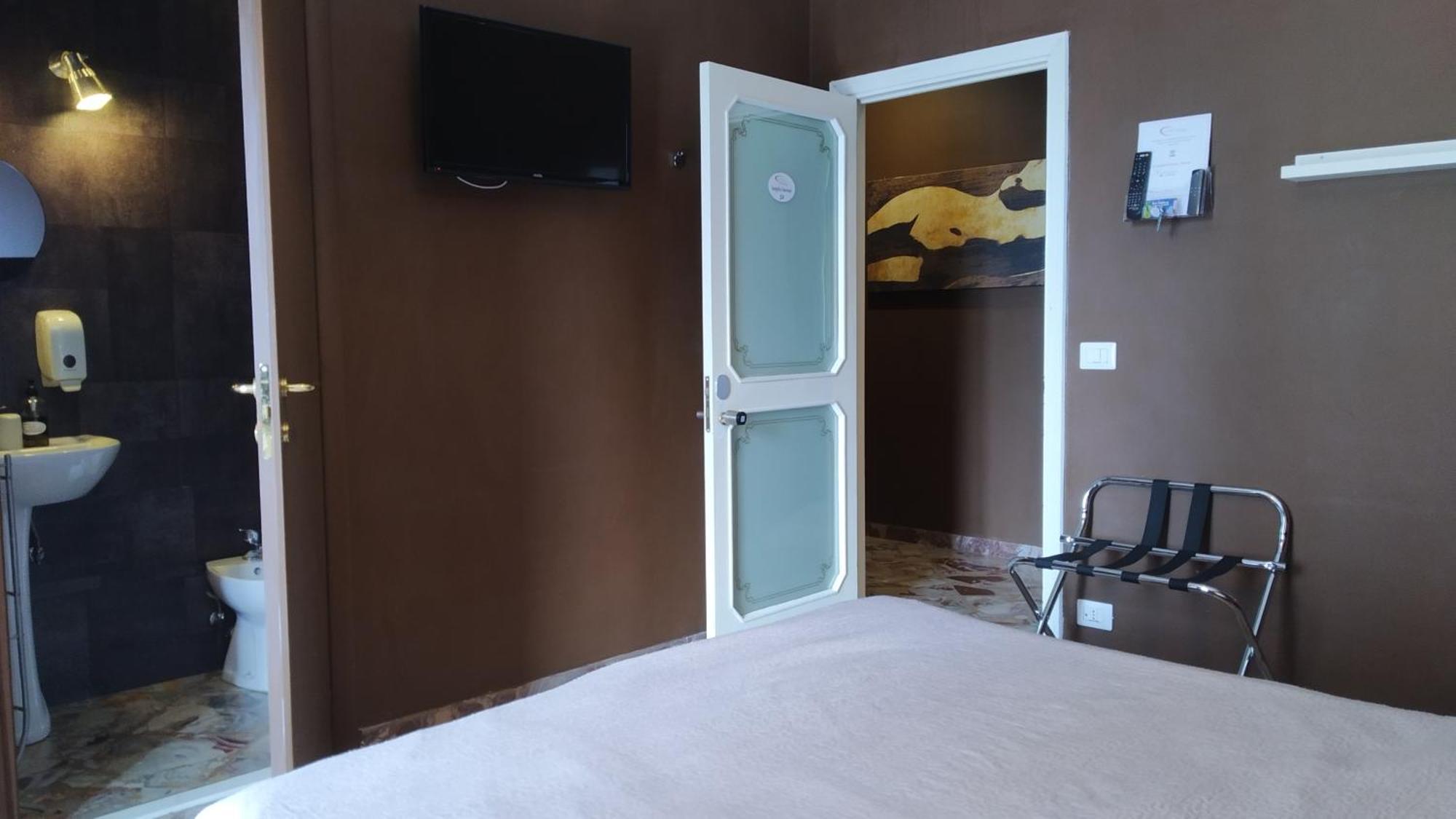 Cconforthotels R&B Semplici Emozioni Bari Exterior foto